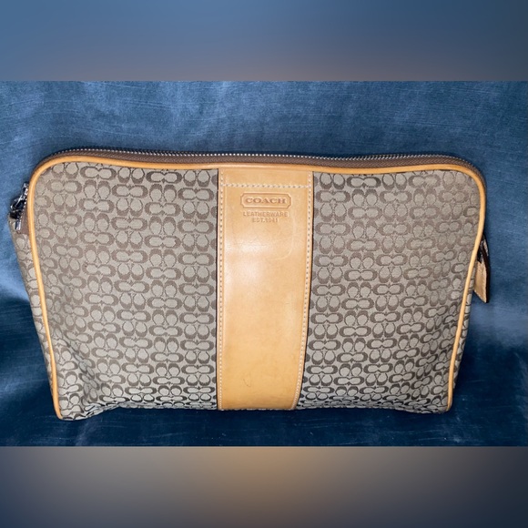 Coach Cosmetics bag - Picture 2 of 5